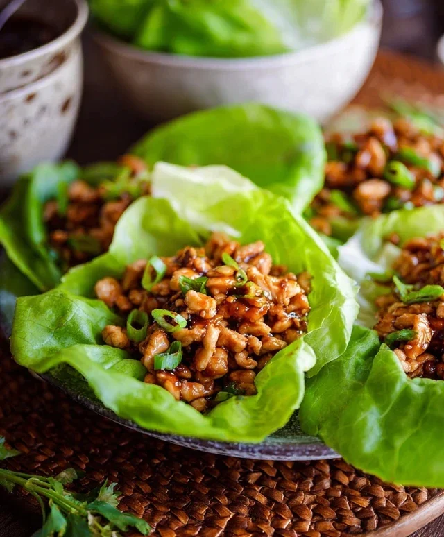 Chicken Lettuce Wraps (PF Chang's Copycat)