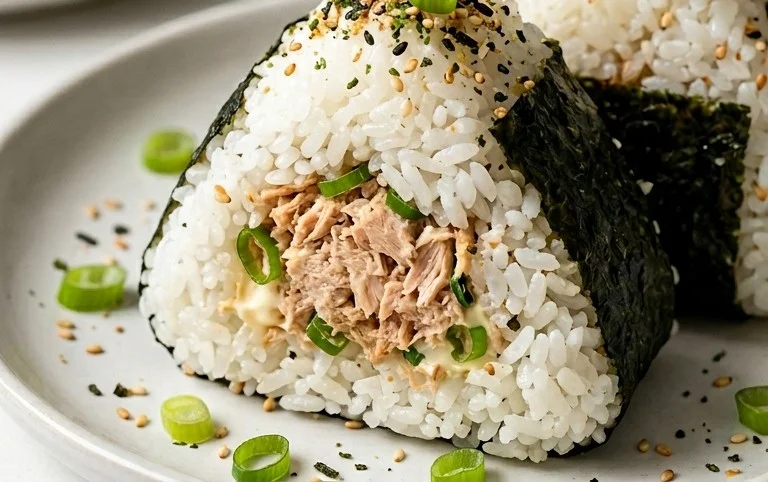15-min. Easy Japanese Tuna Onigiri