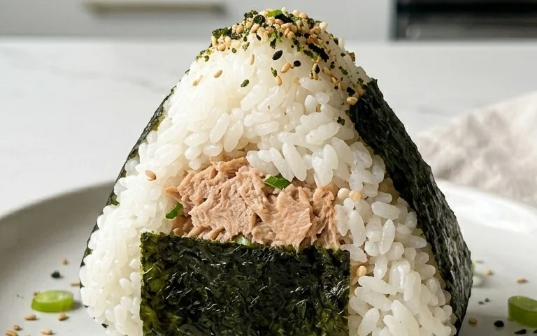 15-min. Easy Japanese Tuna Onigiri